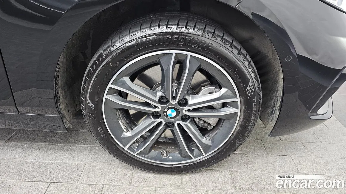 BMW 1-Series 2024 из KR, фото 10