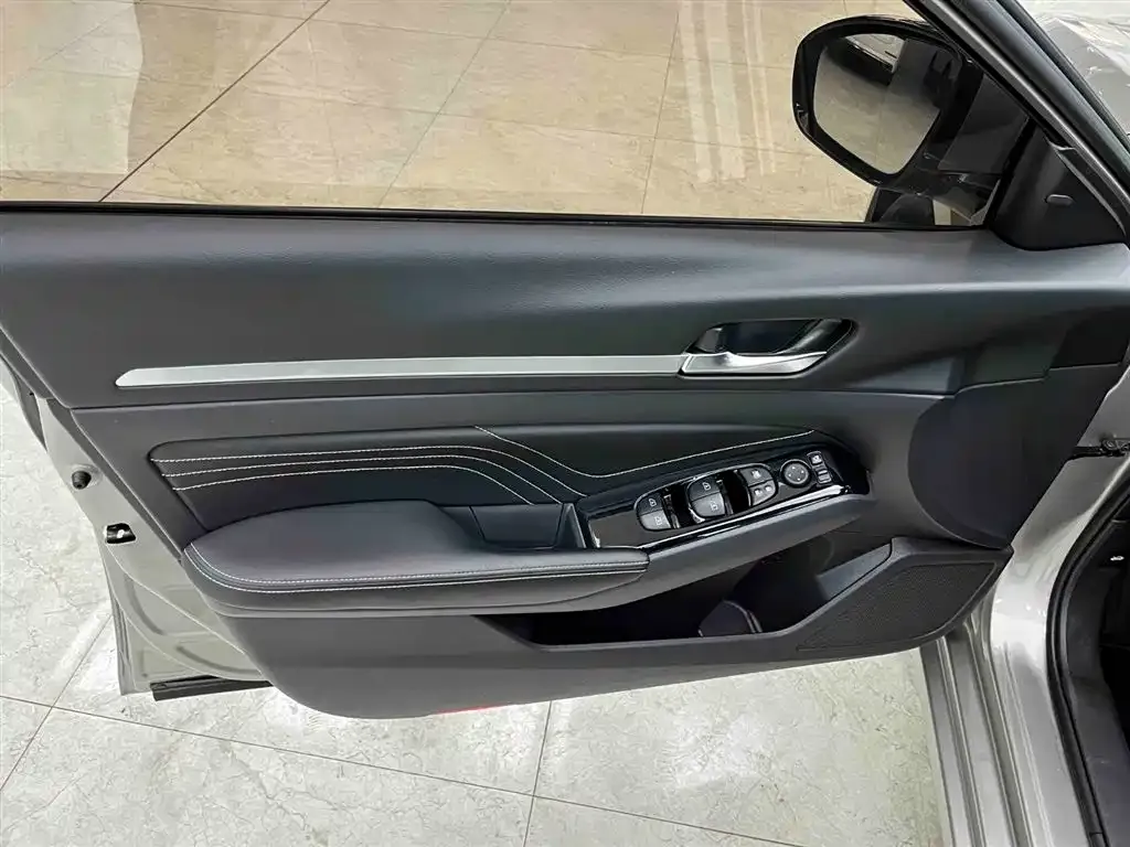 Nissan Teana 2022 из CN, фото 10