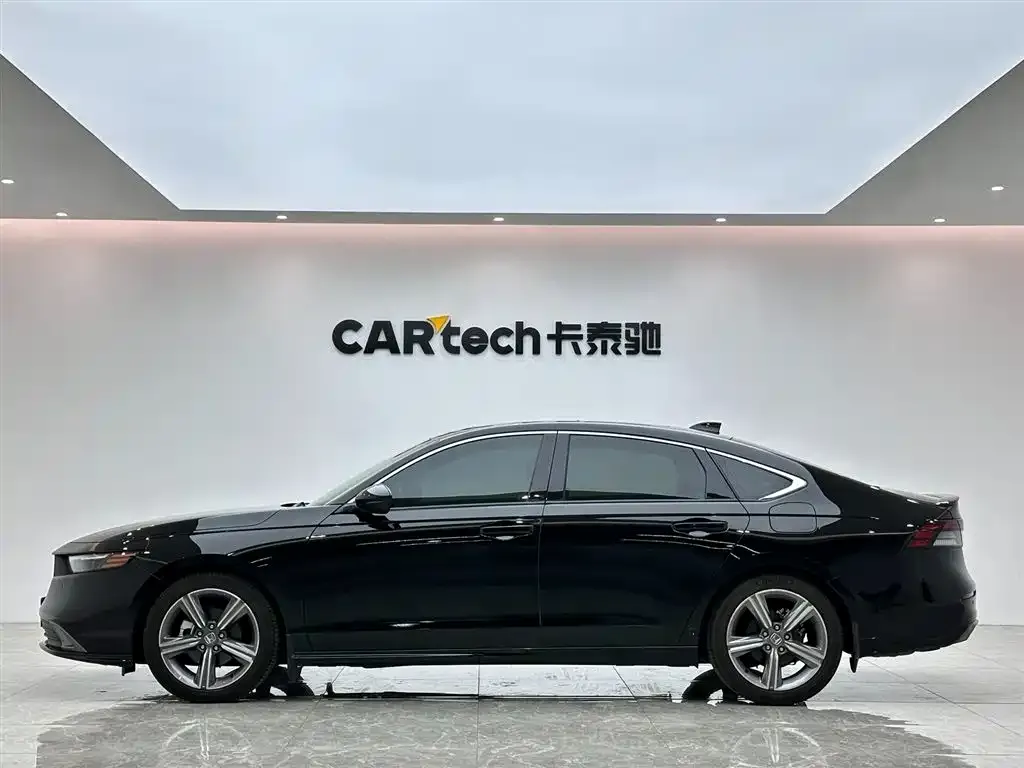 Honda Accord 2023 из CN, фото 3