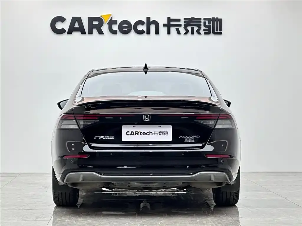 Honda Accord 2023 из CN, фото 6