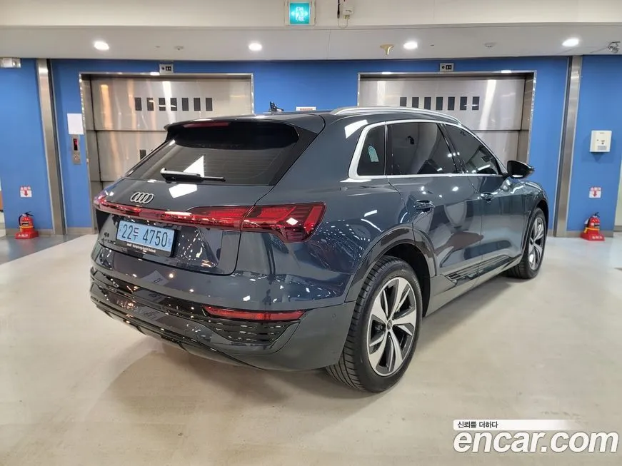 Audi Q8 e-tron 2024 из KR, фото 6