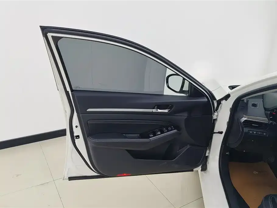 Nissan Teana 2022 из CN, фото 2