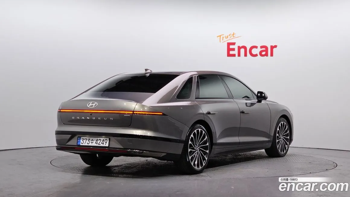 Hyundai Grandeur 2023 из KR, фото 2