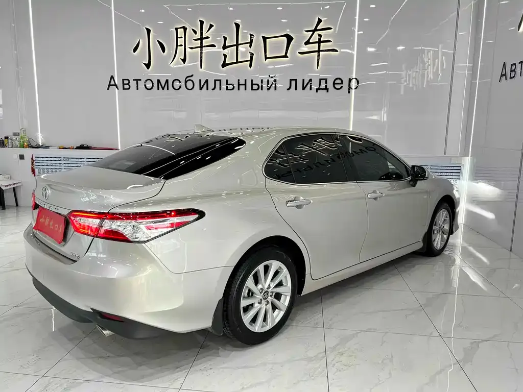 Toyota Camry 2022 из CN, фото 8