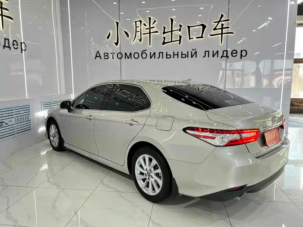 Toyota Camry 2022 из CN, фото 6