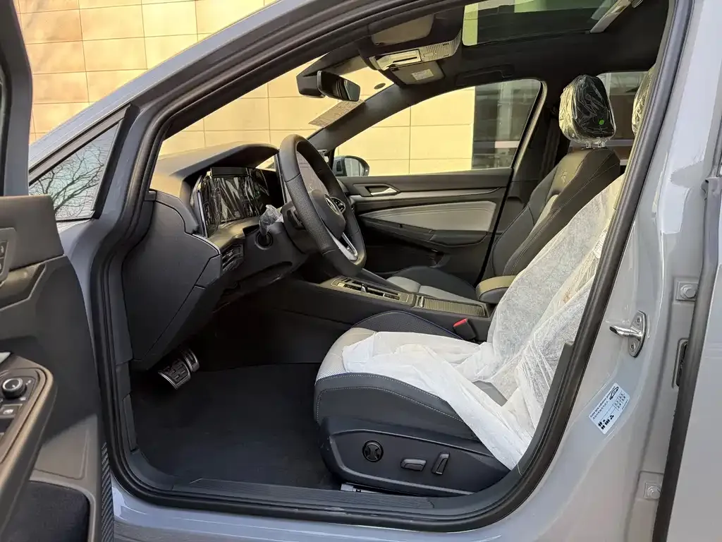 Volkswagen Golf 2026 из CN, фото 6