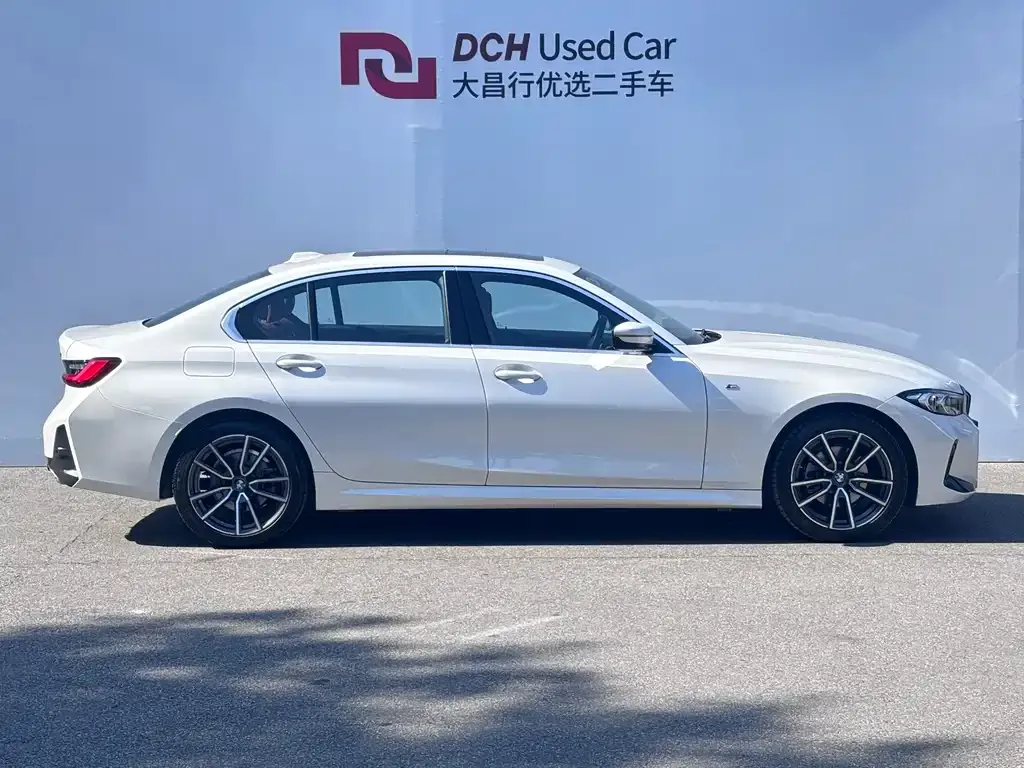 BMW 3 Series 2024 из CN, фото 9