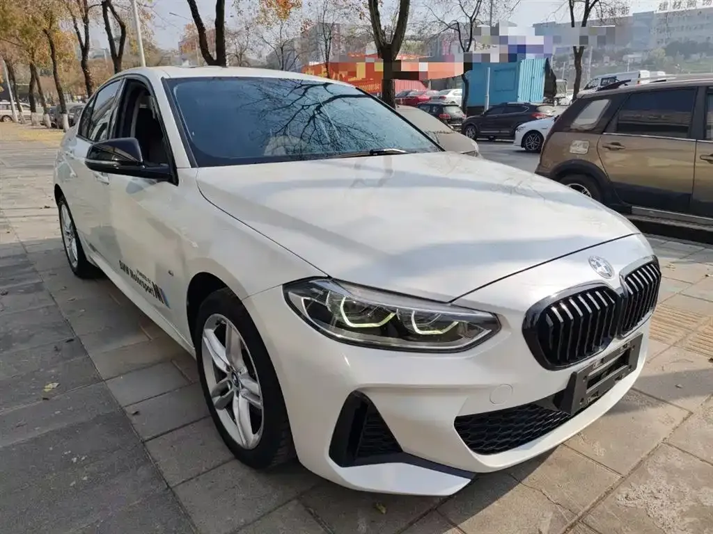 BMW 1 Series 2021 из CN, фото 4