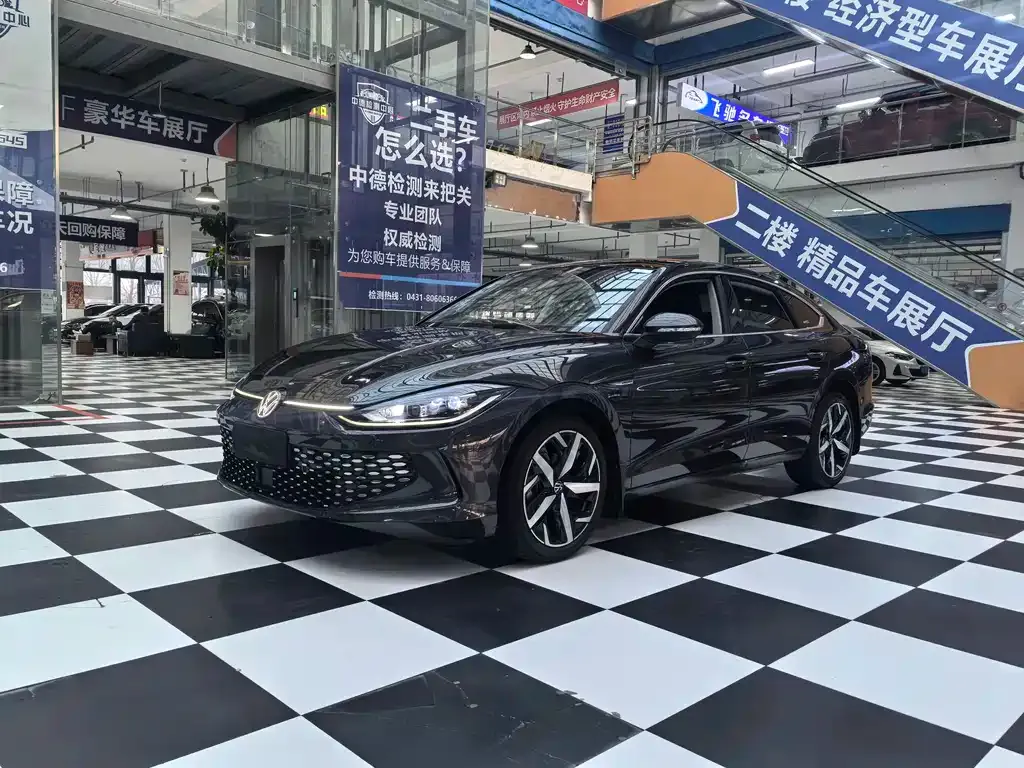 Volkswagen Lamando 2023 из CN, фото 1