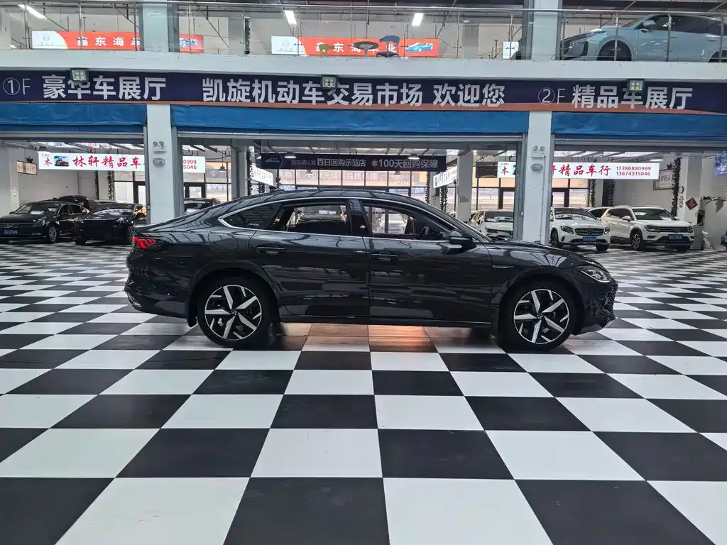 Volkswagen Lamando 2023 из CN, фото 3