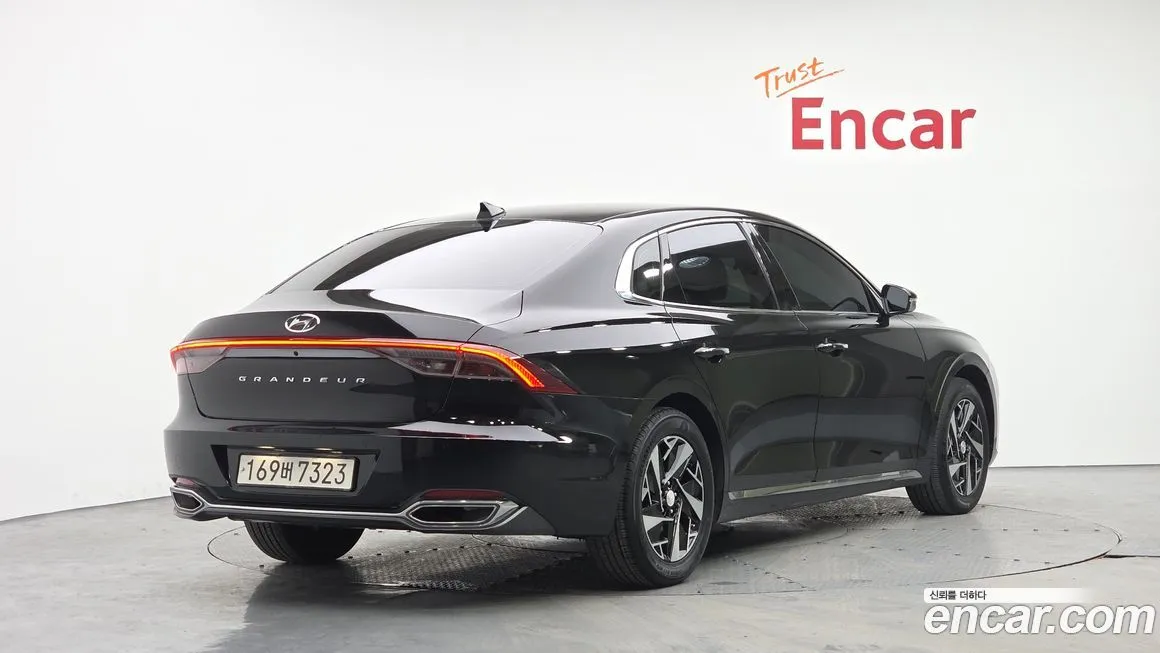 Hyundai Grandeur 2022 из KR, фото 4
