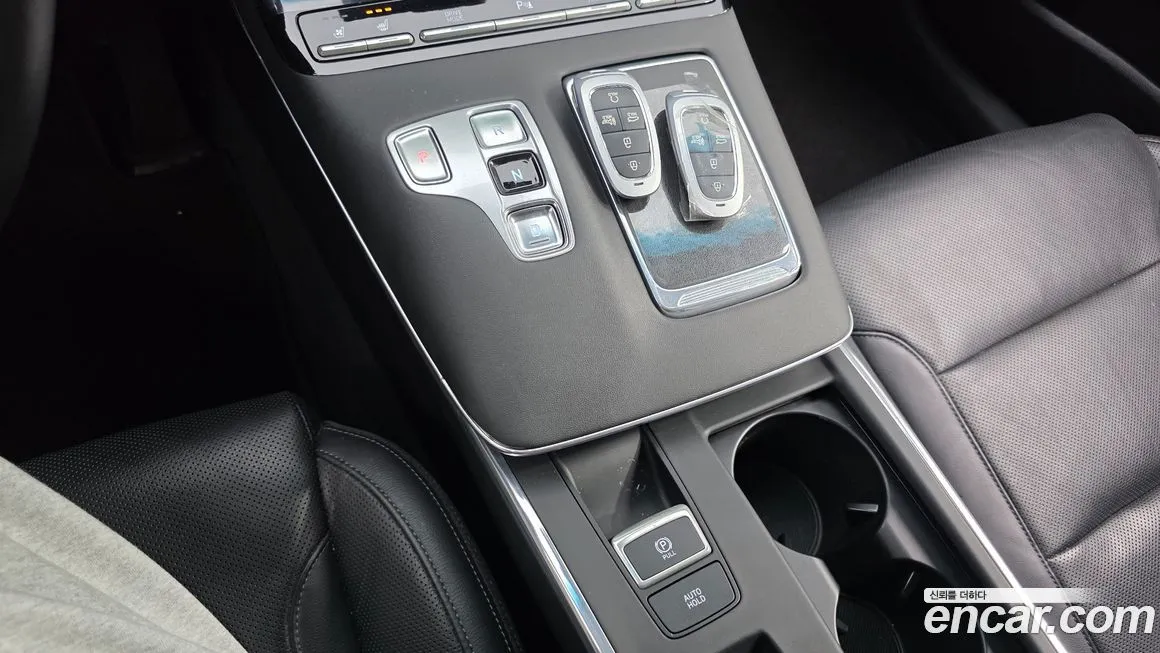 Hyundai Grandeur 2022 из KR, фото 2