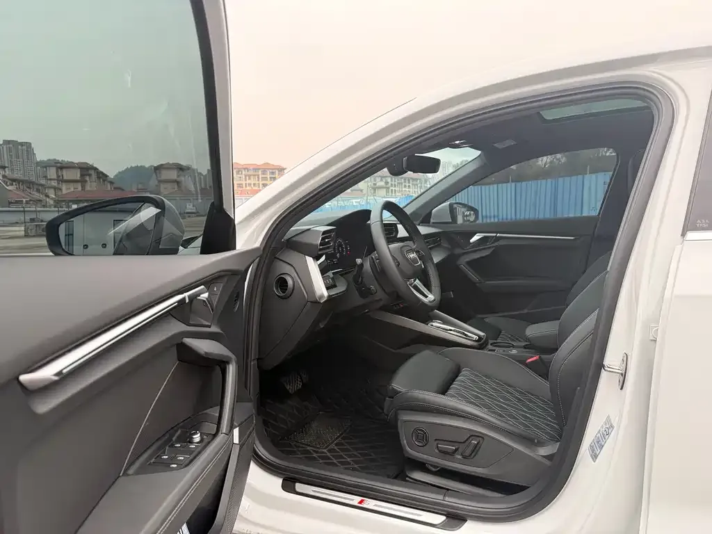 Audi A3 2025 из CN, фото 3