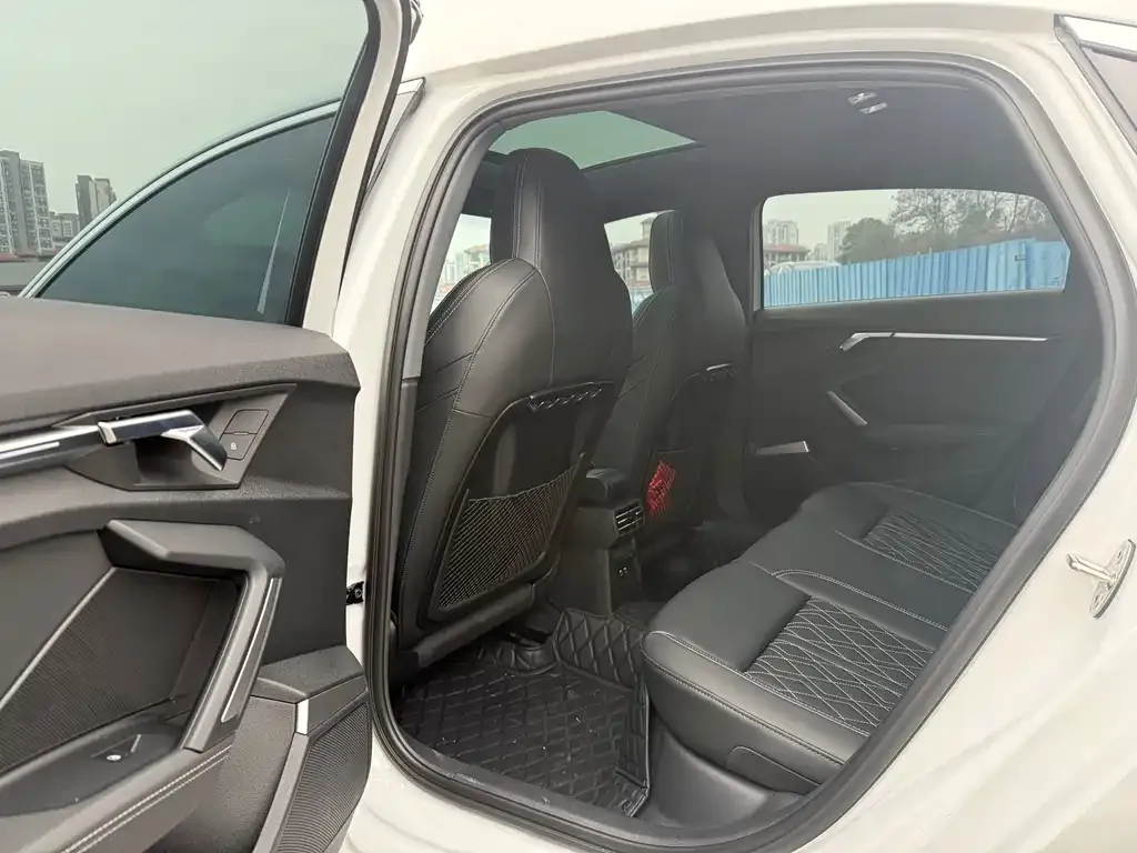 Audi A3 2025 из CN, фото 5