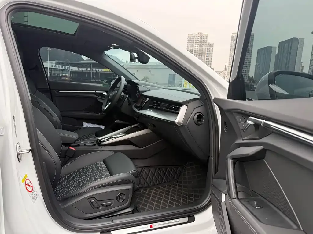 Audi A3 2025 из CN, фото 6