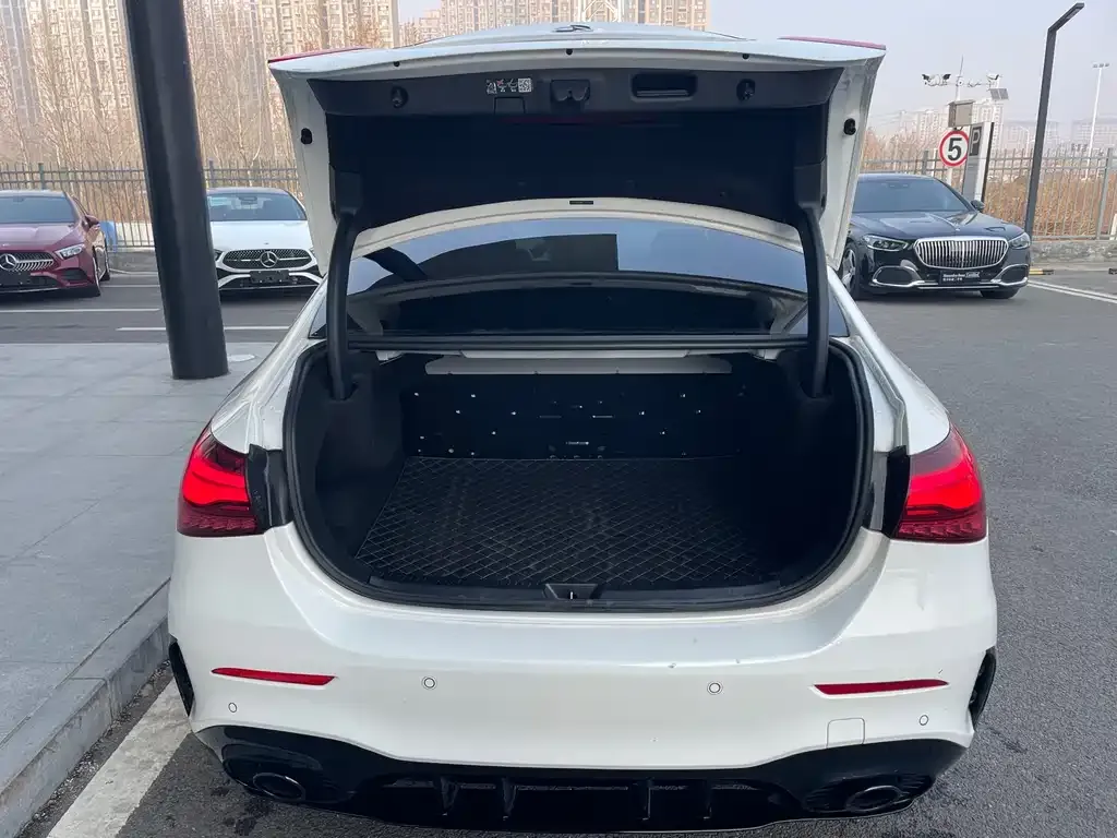 Mercedes-Benz A-Class AMG 2024 из CN, фото 4