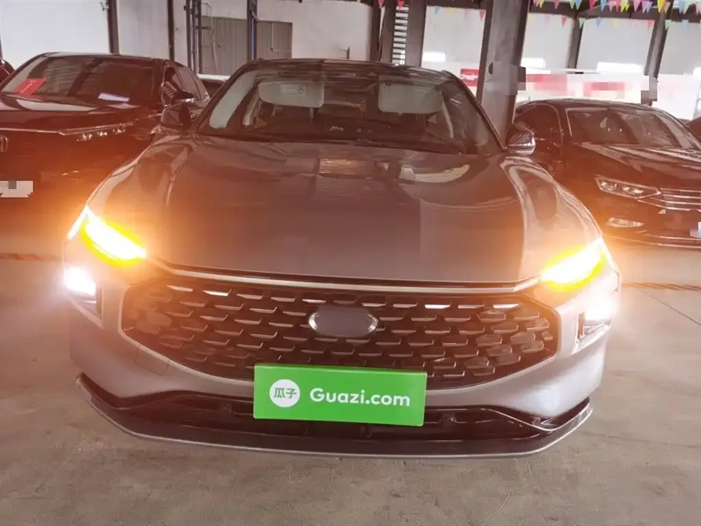 Ford Mondeo 2023 из CN, фото 3