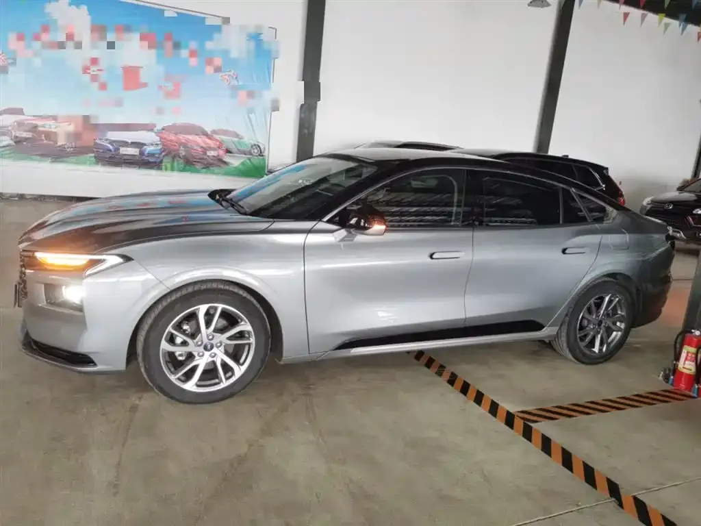 Ford Mondeo 2023 из CN, фото 5
