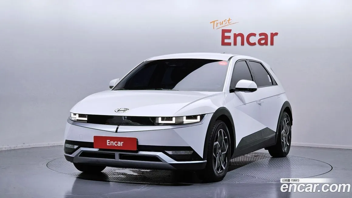 Hyundai Ioniq5 — фото 1