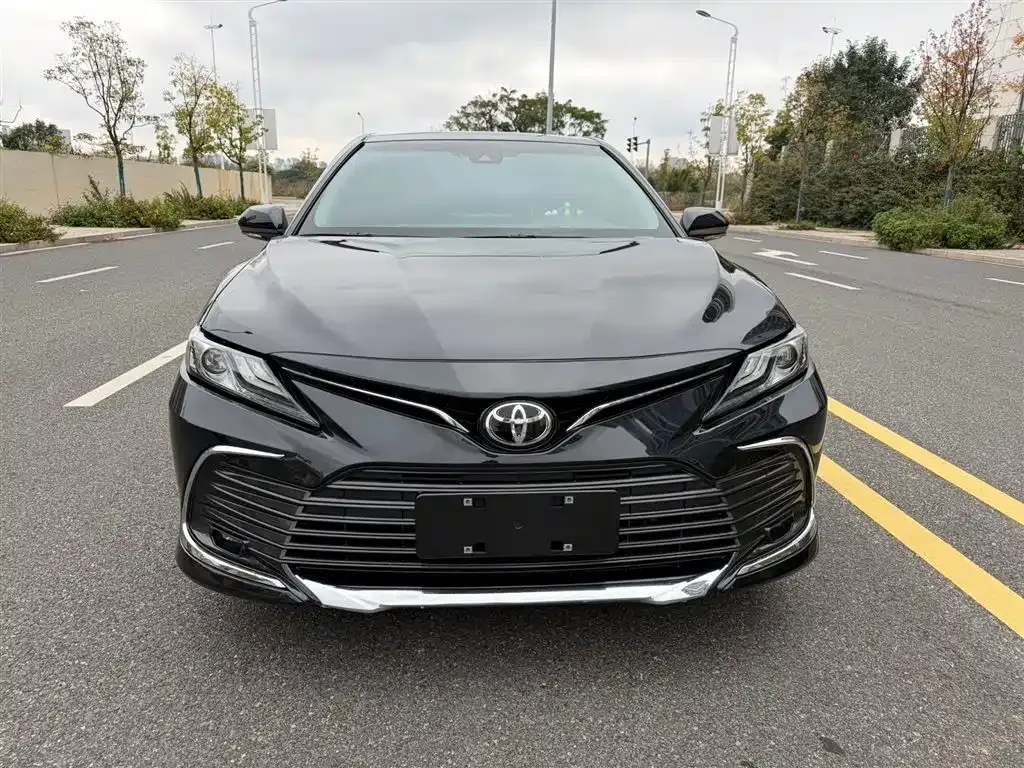 Toyota Camry 2023 из CN, фото 4