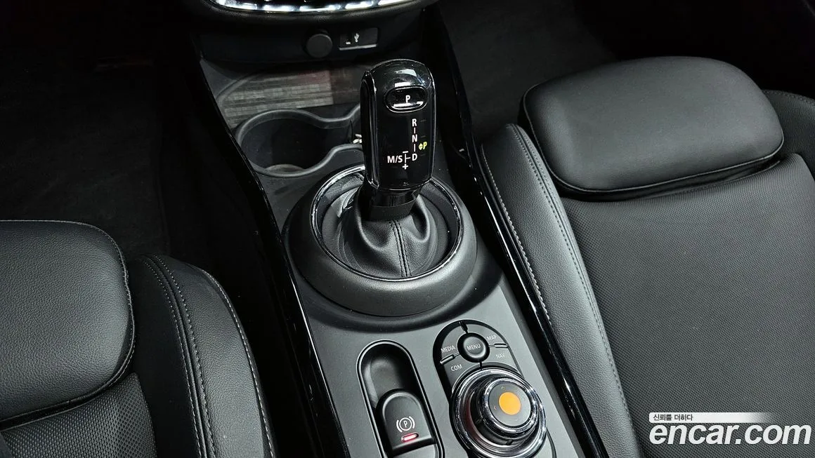 Mini Clubman 2021 из KR, фото 9