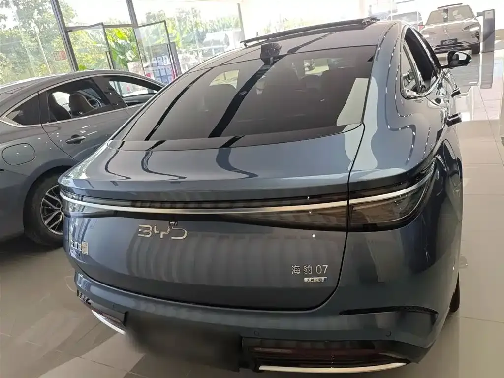 BYD Seal 07 DM-i 2025 из CN, фото 6