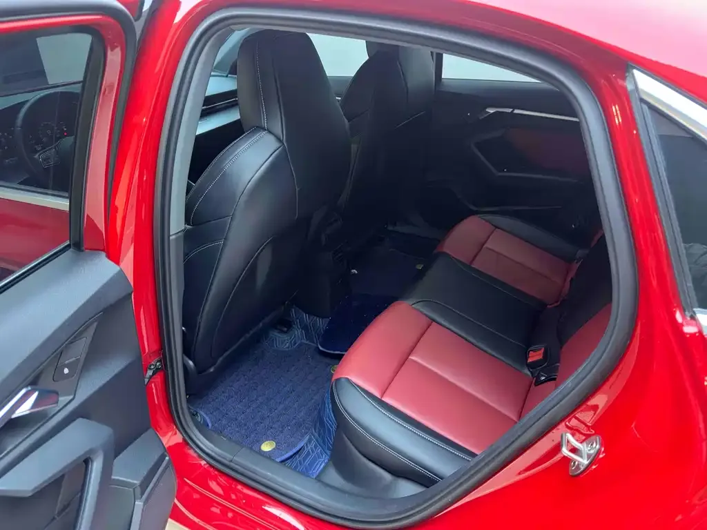 Audi A3 2022 из CN, фото 8