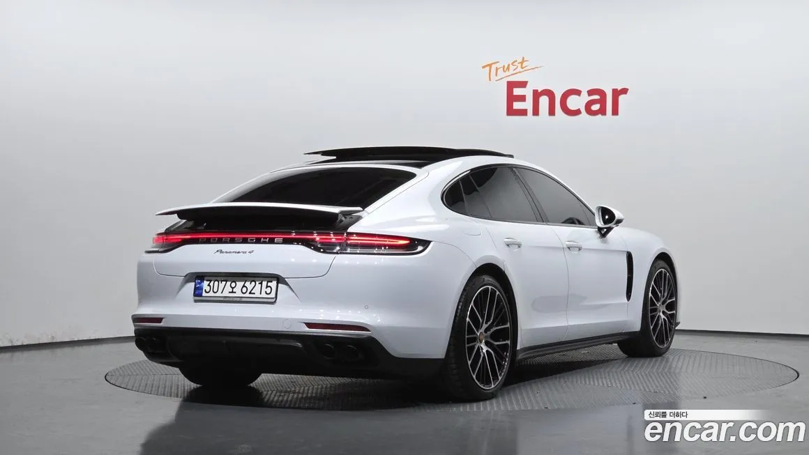 Porsche Panamera — фото 2