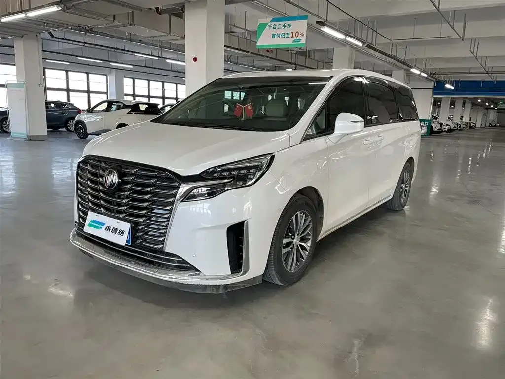 Buick GL8 2023 из CN, фото 1