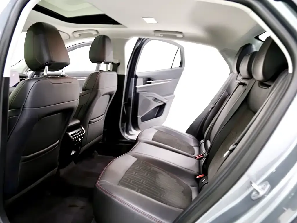 Ford Mondeo 2024 из CN, фото 8