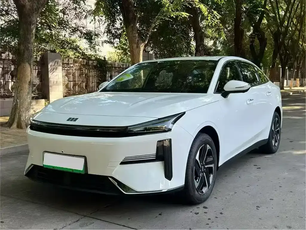 Geely Galaxy L6 2025 из CN, фото 1
