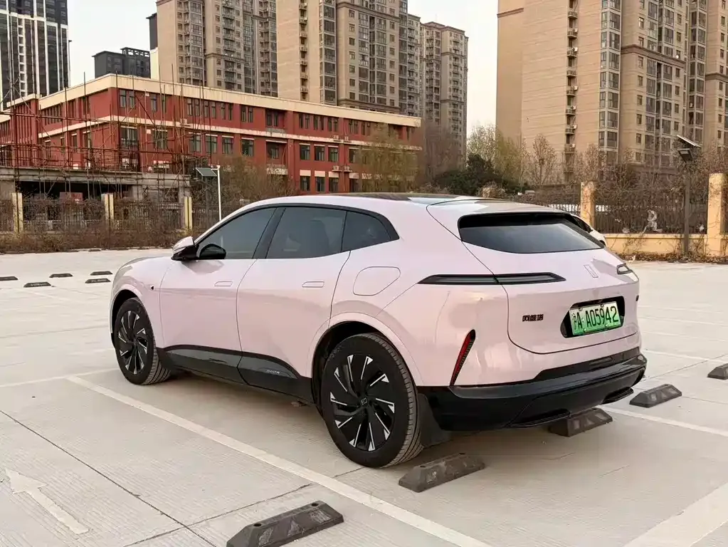 [object Object] Avatr 07 2025 из CN, фото 9