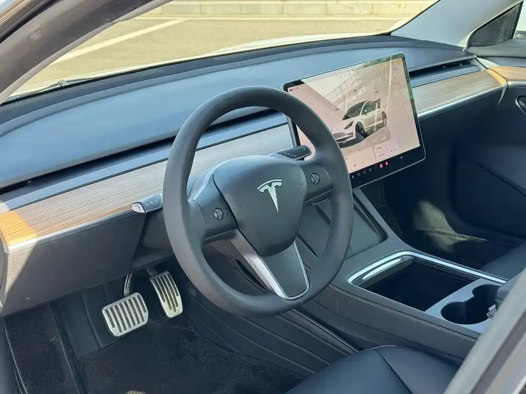 Tesla Model 3 2023 из CN, фото 4