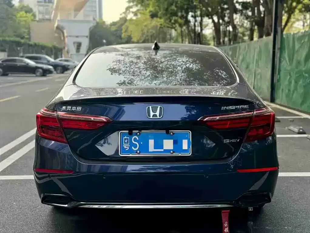 Honda Inspire — фото 5