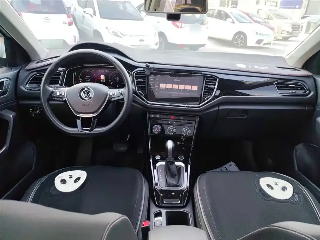 Volkswagen T-Roc 2023 из CN, фото 9