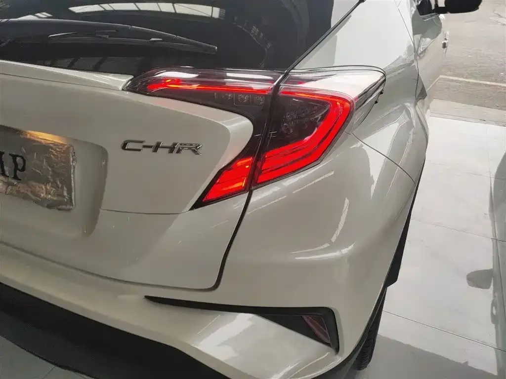 Toyota C-HR 2021 из CN, фото 8