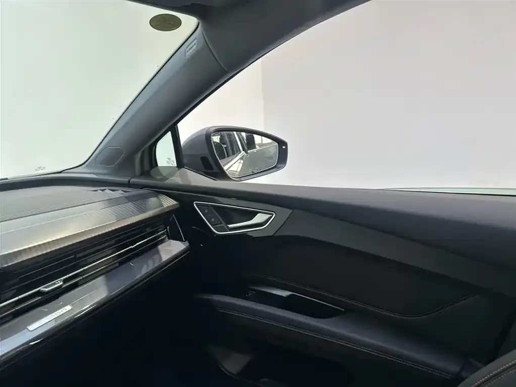 Audi Q4 e-tron 2025 из CN, фото 8