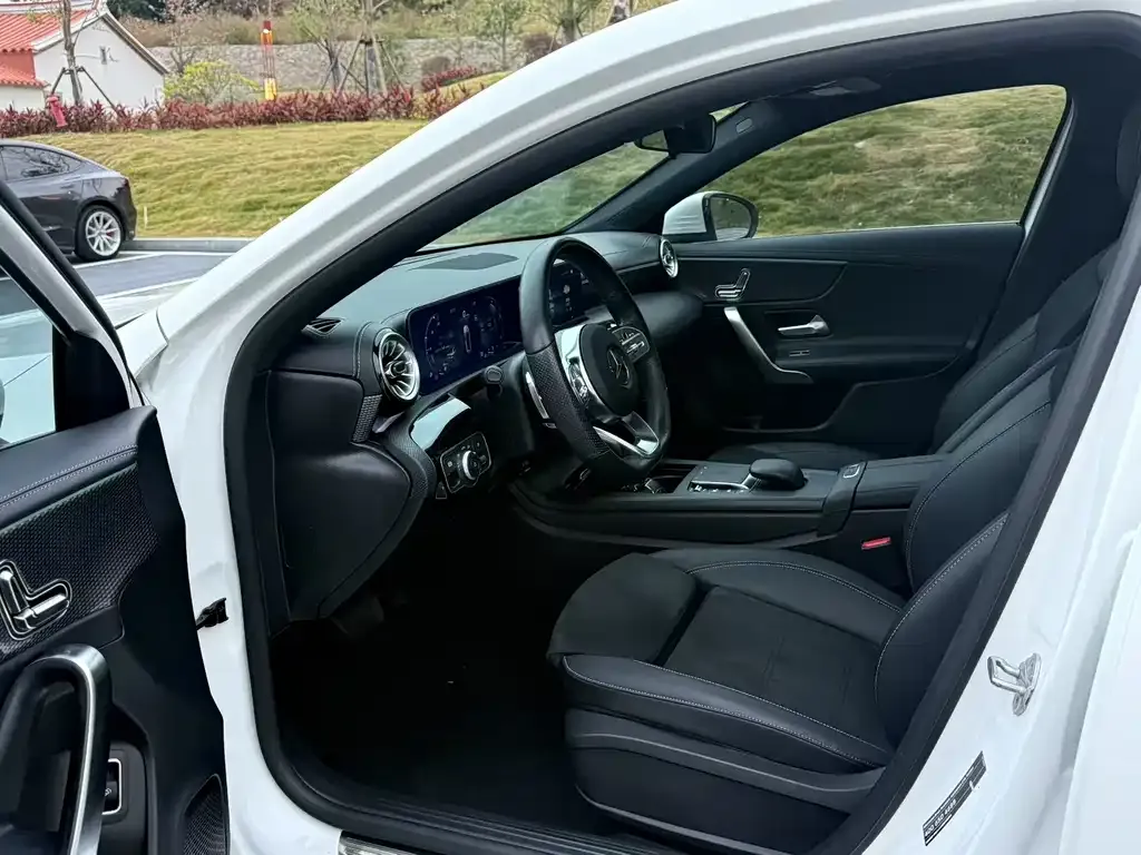 Mercedes-Benz A-Class 2022 из CN, фото 7