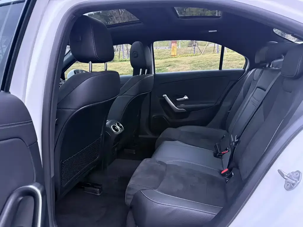 Mercedes-Benz A-Class 2022 из CN, фото 9