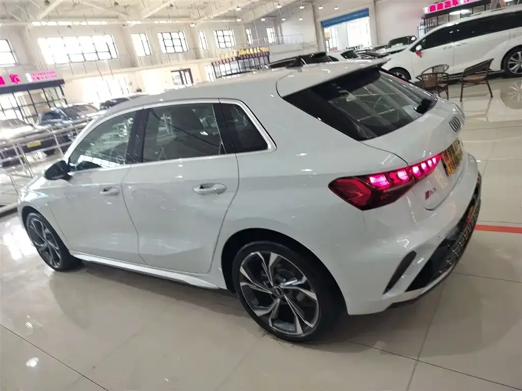 Audi A3 2025 из CN, фото 2