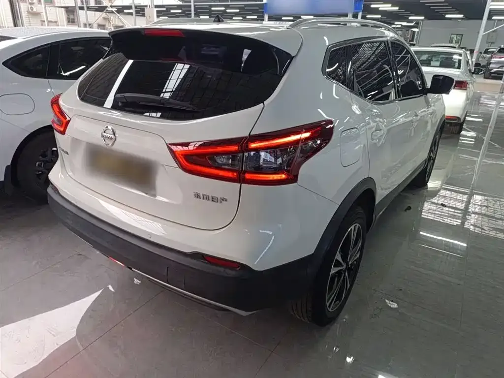 Nissan Qashqai — фото 3