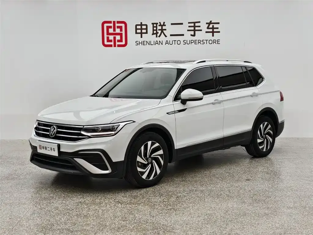 Volkswagen Tiguan L 2023 из CN, фото 1