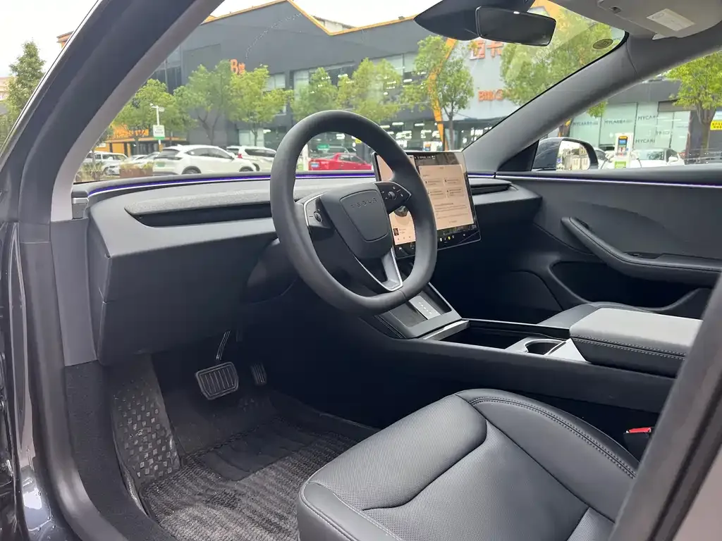 Tesla Model 3 2024 из CN, фото 10