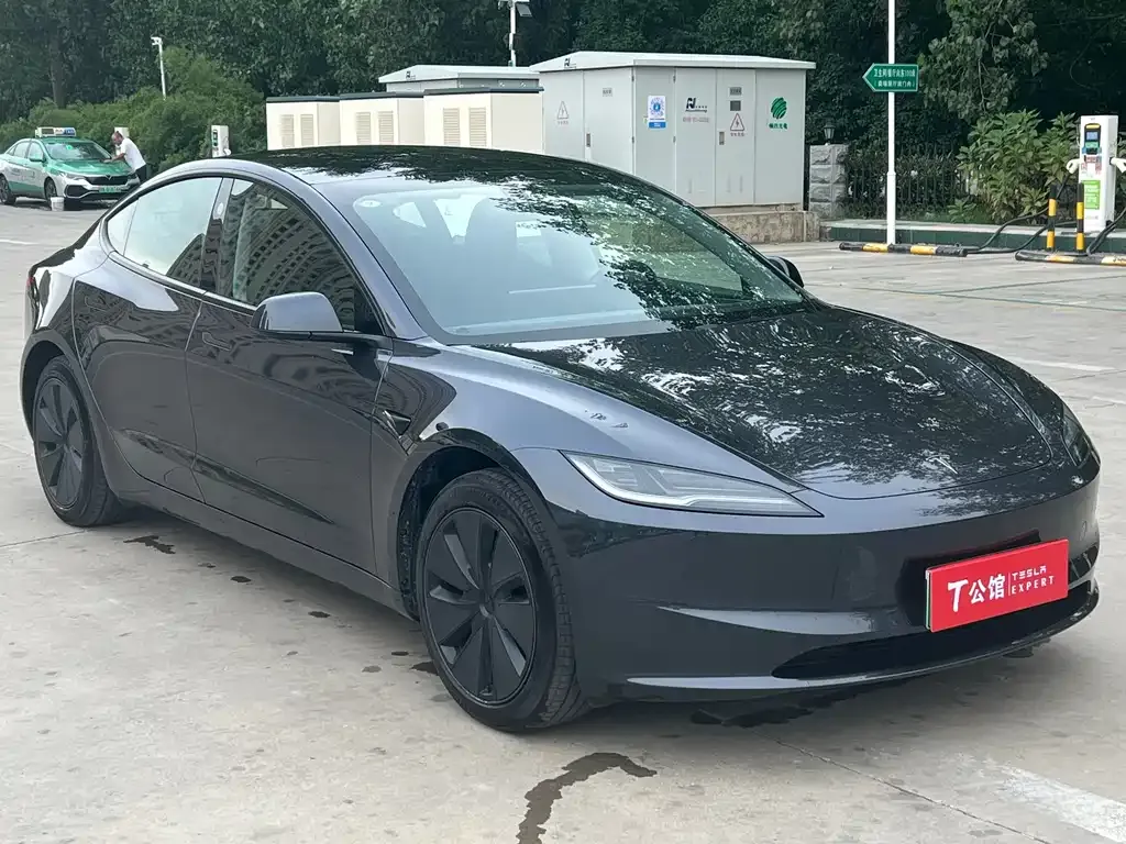 Tesla Model 3 2024 из CN, фото 3