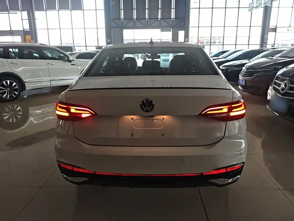 Volkswagen Lavida 2024 из CN, фото 9