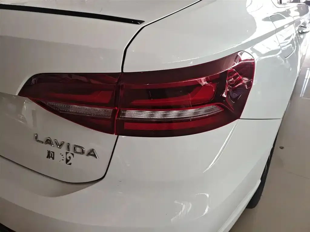 Volkswagen Lavida 2024 из CN, фото 5