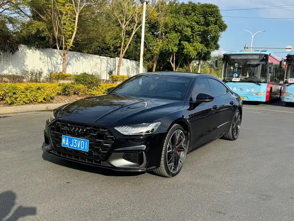 Audi A7L 2024 из CN, фото 1