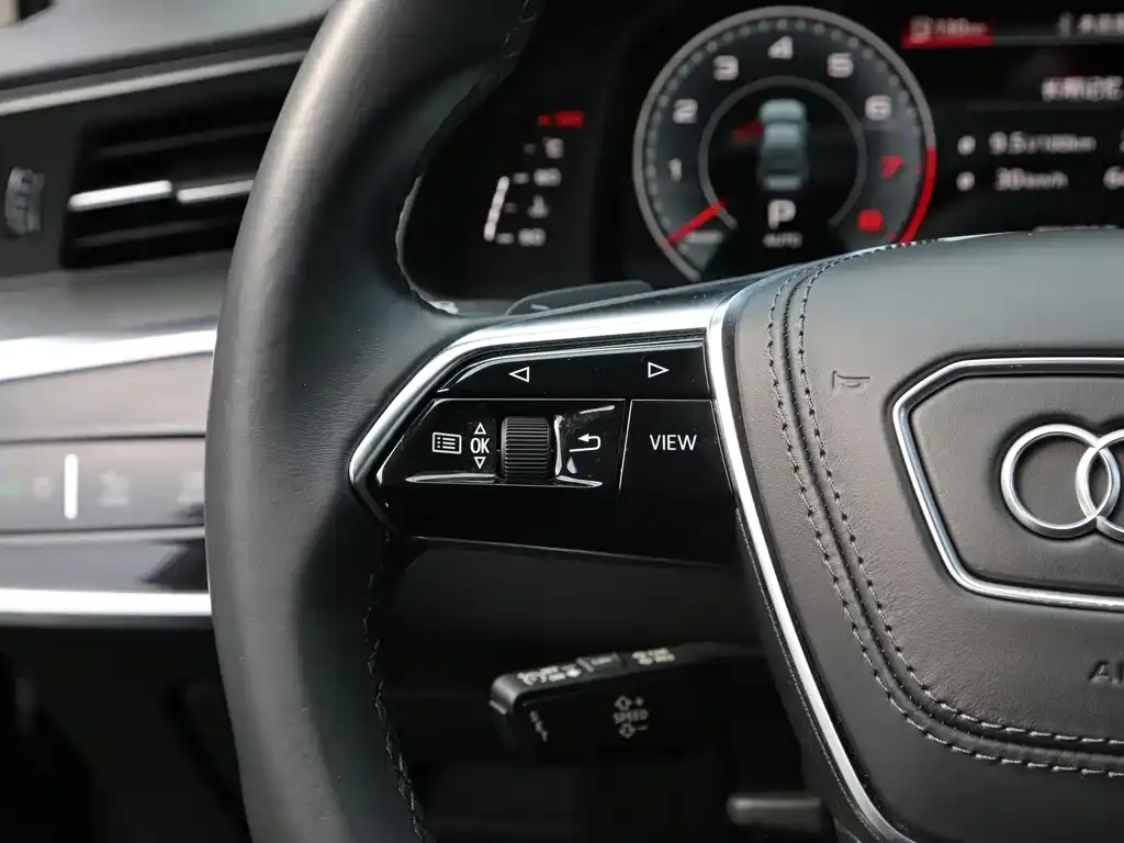 Audi A6L 2022 из CN, фото 7