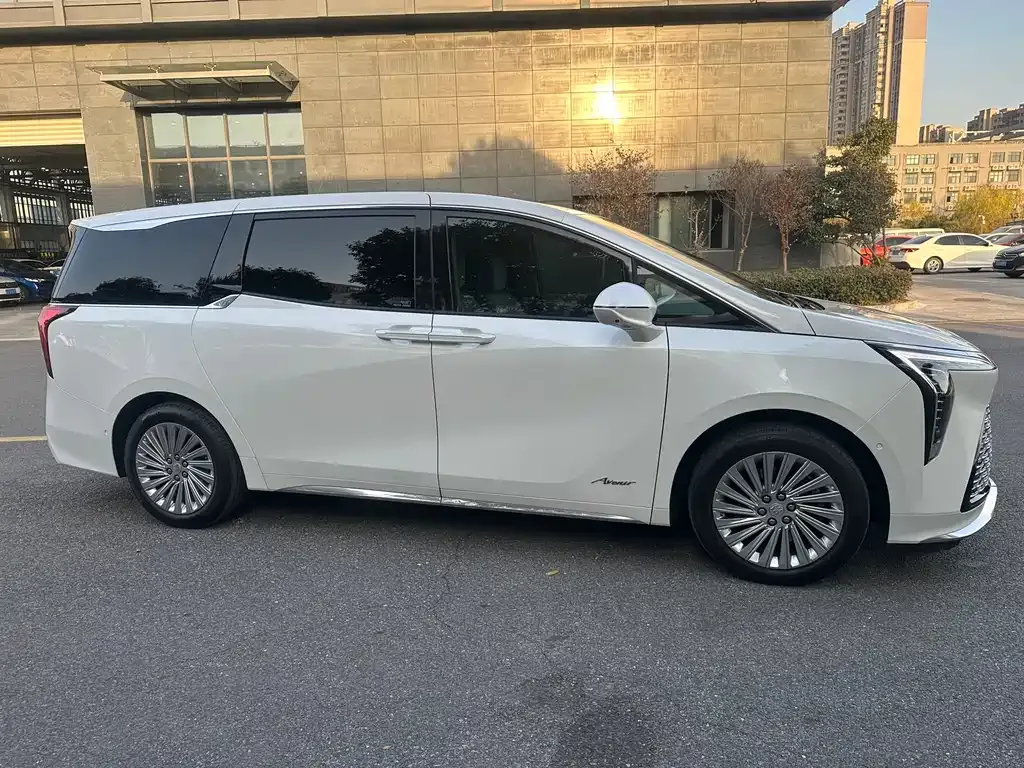 Buick Century 2024 из CN, фото 6