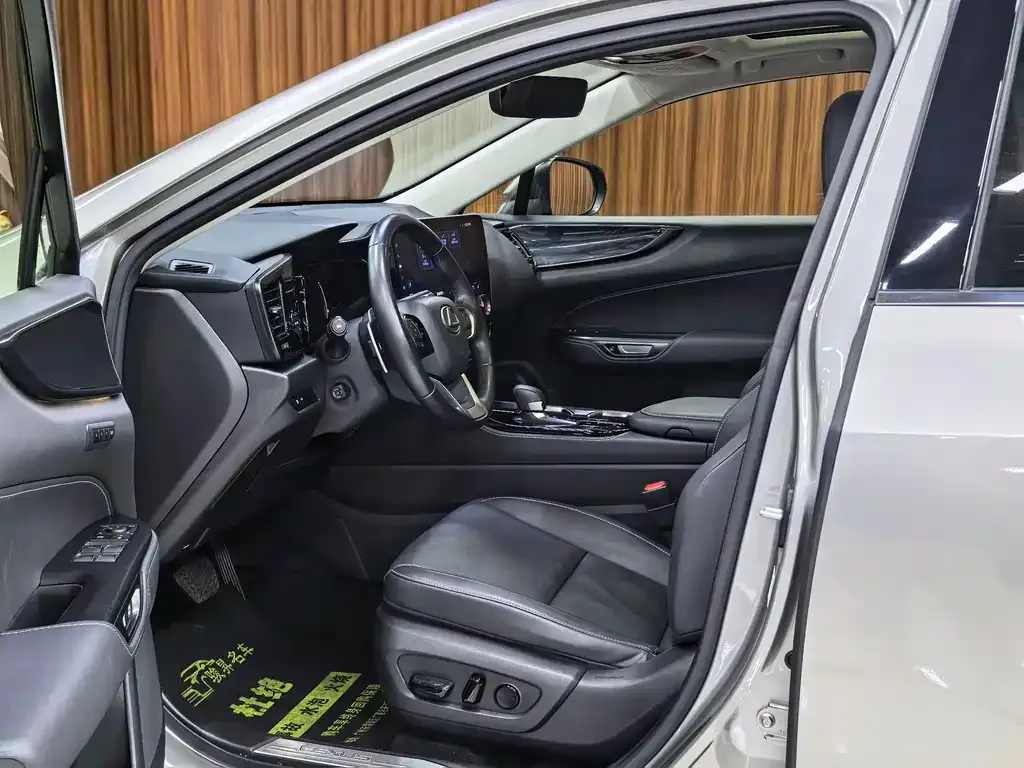 Lexus NX 2022 из CN, фото 7